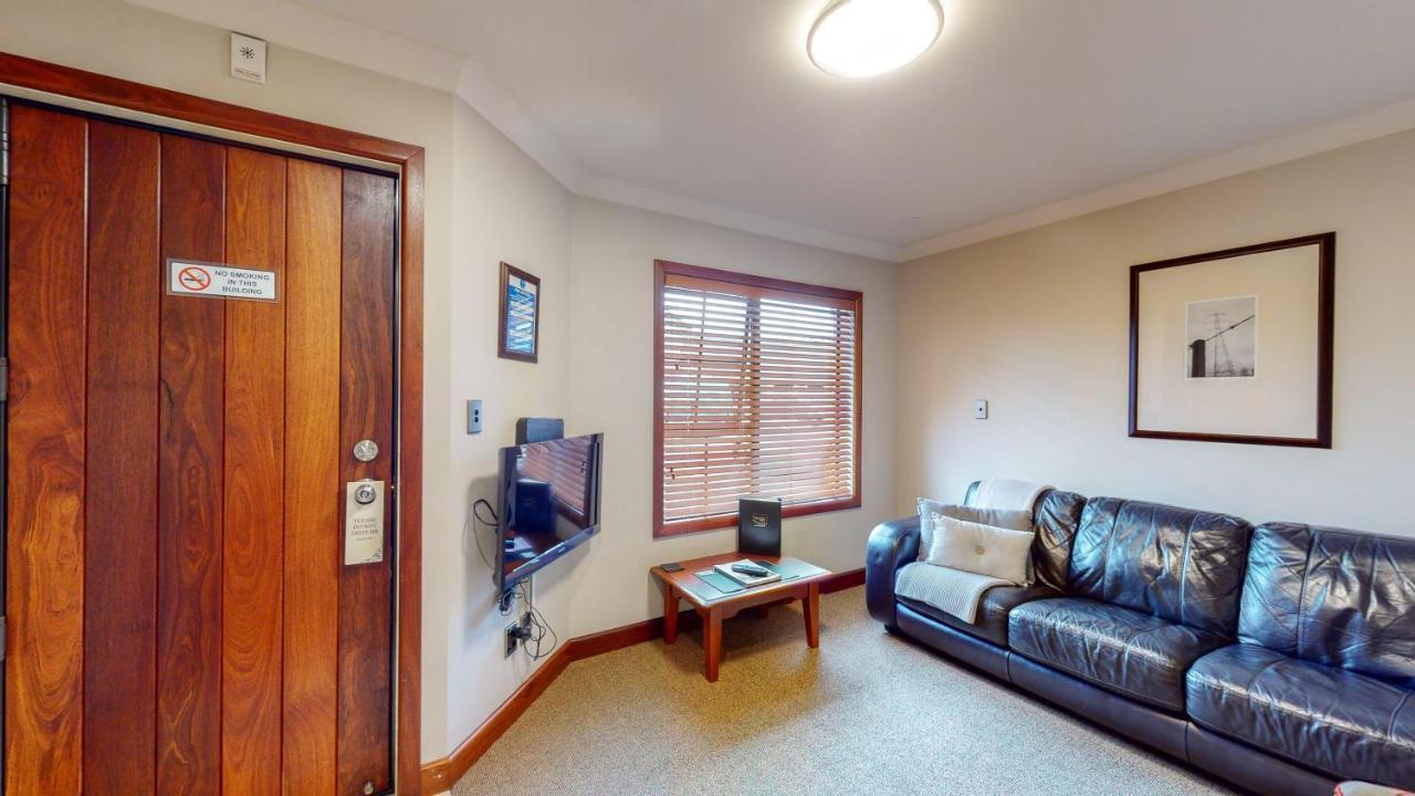 Quantum Lodge Motor Inn ハミルトン エクステリア 写真